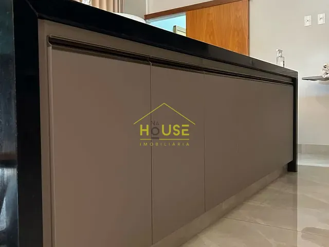 Casa com 258m² 3 quartos e 3 banheiros, à venda, no bairro Jardim Residencial Portal do Sol em Votuporanga