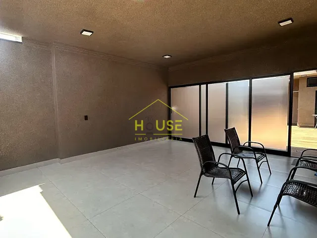 Casa com 258m² 3 quartos e 3 banheiros, à venda, no bairro Jardim Residencial Portal do Sol em Votuporanga