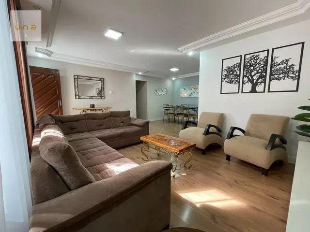 Casa 3 quartos e 5 banheiros, à venda, no bairro Guaíra em Curitiba