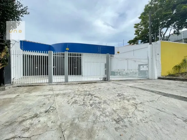 Casa 3 quartos e 4 banheiros, à venda, no bairro Guaíra em Curitiba