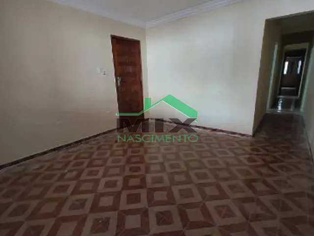 Casa com 140m² 3 quartos e 1 banheiro, à venda, no bairro Campanário em Diadema