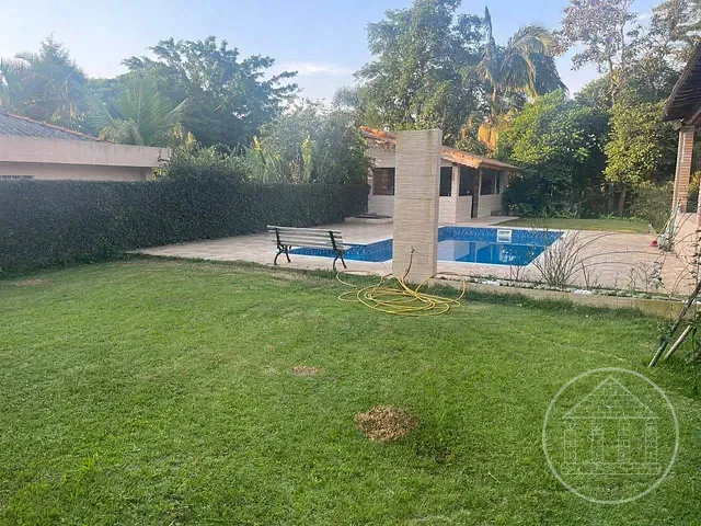 Casa com 900m² 3 quartos e 3 banheiros, à venda, no bairro Jardim das Palmeiras (Zona Sul) em São Paulo