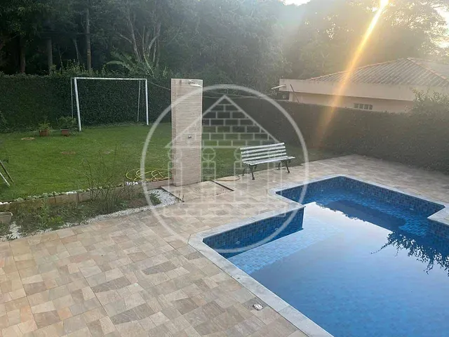 Casa com 900m² 3 quartos e 3 banheiros, à venda, no bairro Jardim das Palmeiras (Zona Sul) em São Paulo