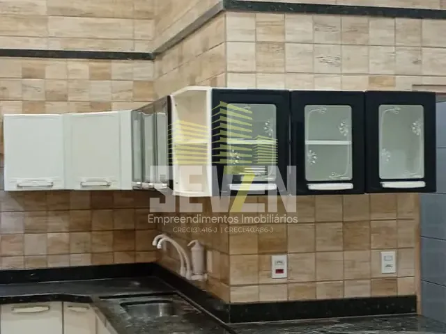 Casa com 180m² 3 quartos e 2 banheiros, à venda, no bairro Santa Fé em Bauru