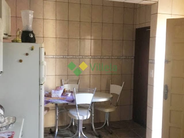 Casa com 156m², à venda, no bairro Vila Lúcia em Poá