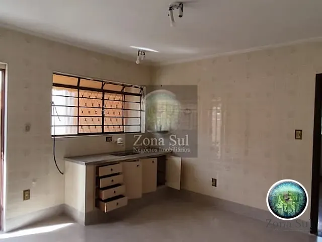 Casa com 180m² 2 quartos e 3 banheiros, à venda, no bairro Jardim Icatu em Votorantim