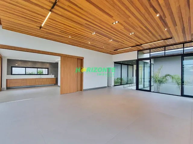 Casa com 995m² 4 quartos e 6 banheiros, à venda, no bairro Condomínio Reserva do Paratehy em São José dos Campos