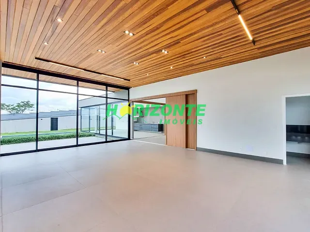 Casa com 995m² 4 quartos e 6 banheiros, à venda, no bairro urbanova em São José dos Campos