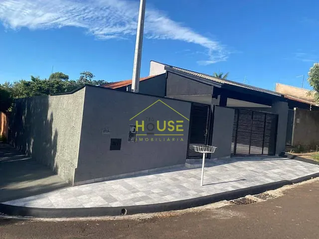 Casa com 207m² 2 quartos e 1 banheiro, à venda, no bairro Chris II em Votuporanga