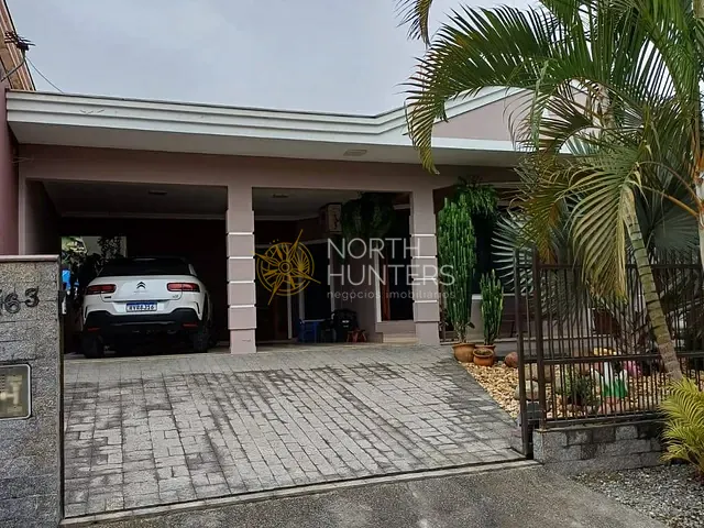 Casa com 392m² 3 quartos e 3 banheiros, à venda, no bairro Vila Nova em Joinville