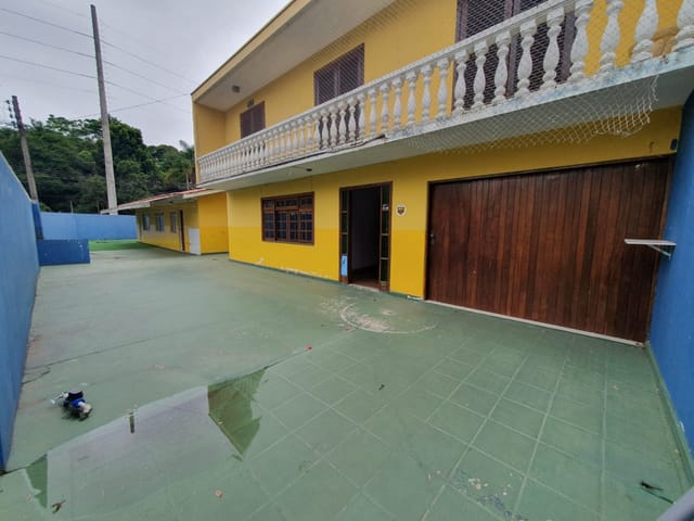 Casa com 464m² 3 quartos e 4 banheiros, à venda, no bairro Vila Izabel em Curitiba