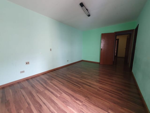 Casa com 464m² 3 quartos e 4 banheiros, à venda, no bairro Vila Izabel em Curitiba