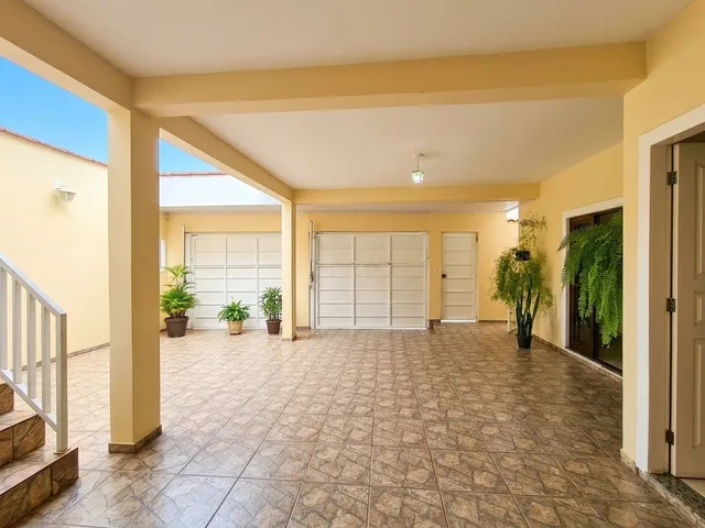 Casa com 329m² 6 quartos e 6 banheiros, à venda, no bairro Jardim Turquesa em São Paulo