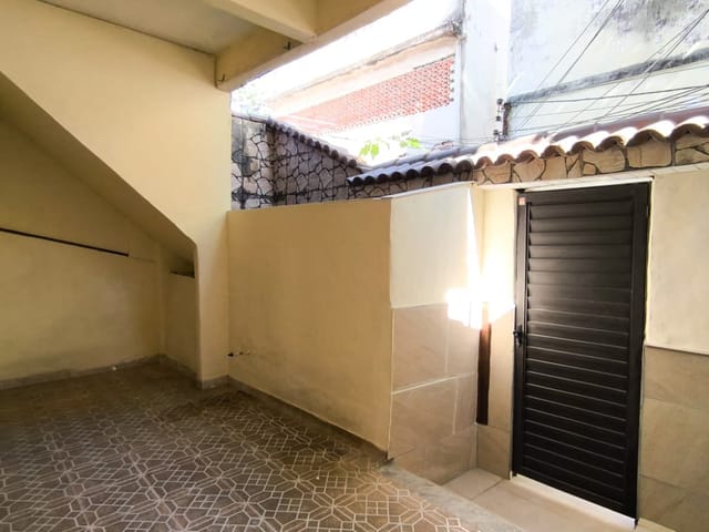 Foto do Casa - Casa 2 quartos para locação, Centro, Niterói, RJ | SelfSpin