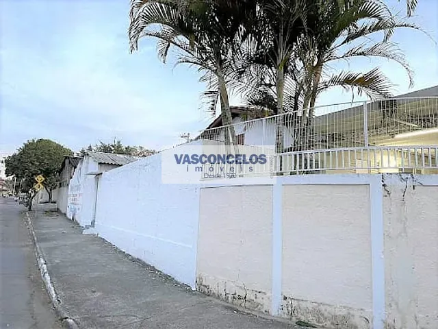Casa com 200m² 2 quartos e 2 banheiros, à venda, no bairro Residencial Sol Nascente em São José dos Campos