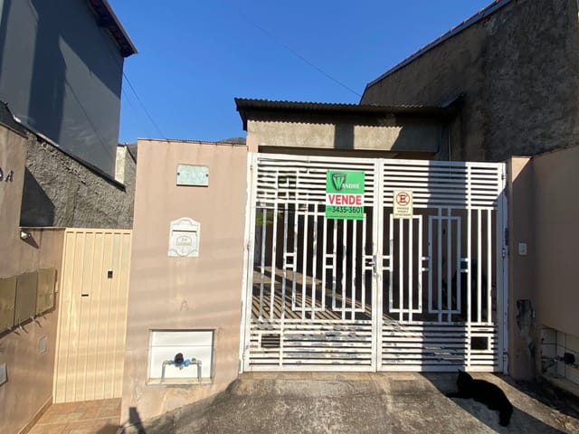 Casa 5 quartos e 3 banheiros, à venda, no bairro Centro em Extrema