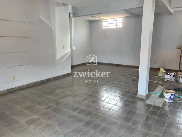 Casa com 1432m² 3 quartos e 3 banheiros, à venda, no bairro Vila Paulista em Bauru
