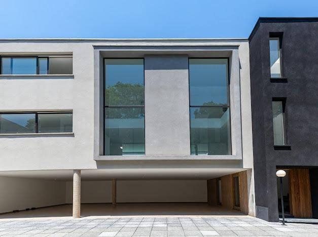Casa em condomínio para venda com 4 quartos, sendo 4 suítes, 686m²