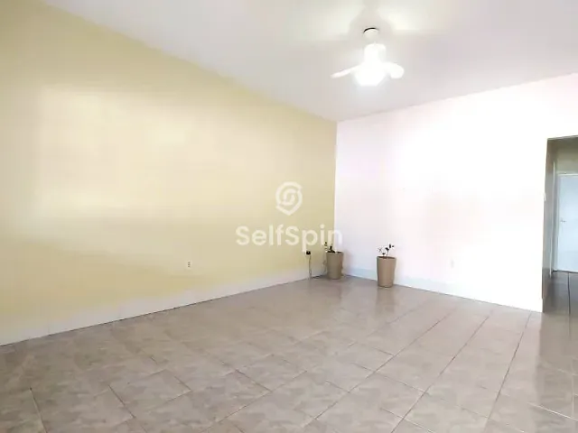 Casa 3 quartos e 2 banheiros, para alugar, no bairro Ipiíba em São Gonçalo