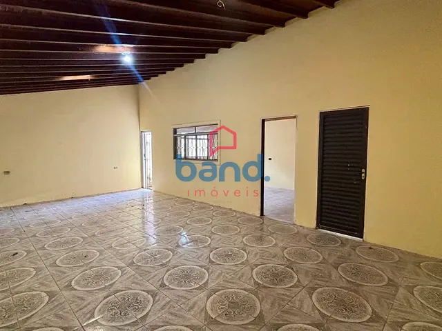 Casa com 207m² 2 quartos e 1 banheiro, à venda, no bairro Conjunto Habitacional Agostinho Alcala em Porto Feliz