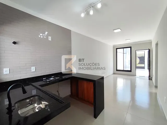 Casa com 150m² 2 quartos e 2 banheiros, à venda, no bairro Vila dos Canários em Indaiatuba