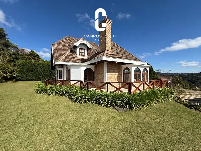 Casa com 350m² 5 quartos e 7 banheiros, à venda, no bairro Jardim Atalaia em Campos do Jordão