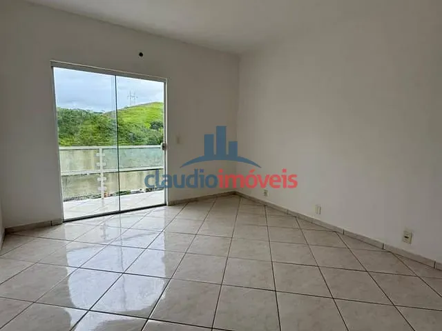 Casa 2 quartos e 2 banheiros, à venda, no bairro Goiabal em Barra Mansa