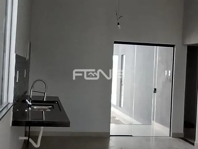 Casa com 300m² 3 quartos e 2 banheiros, à venda, no bairro Parque Nascente do Rio Capivara em Camaçari