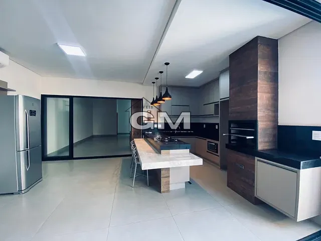 Casa com 250m² 3 quartos e 4 banheiros, à venda, no bairro Jardim Cybelli em Ribeirão Preto