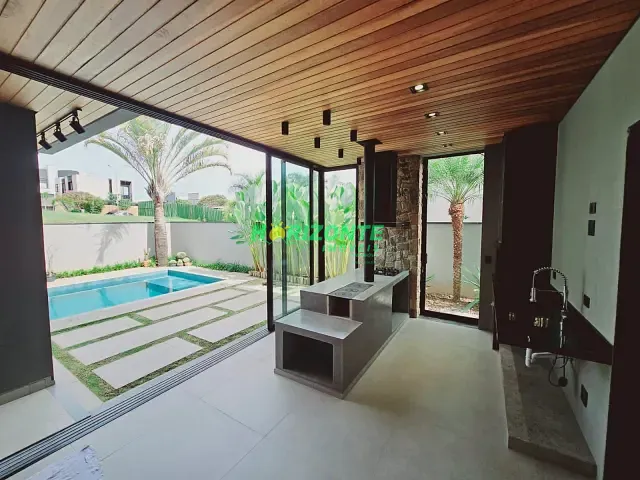 Casa com 480m² 3 quartos e 4 banheiros, à venda, no bairro Condomínio Residencial Alphaville II em São José dos Campos