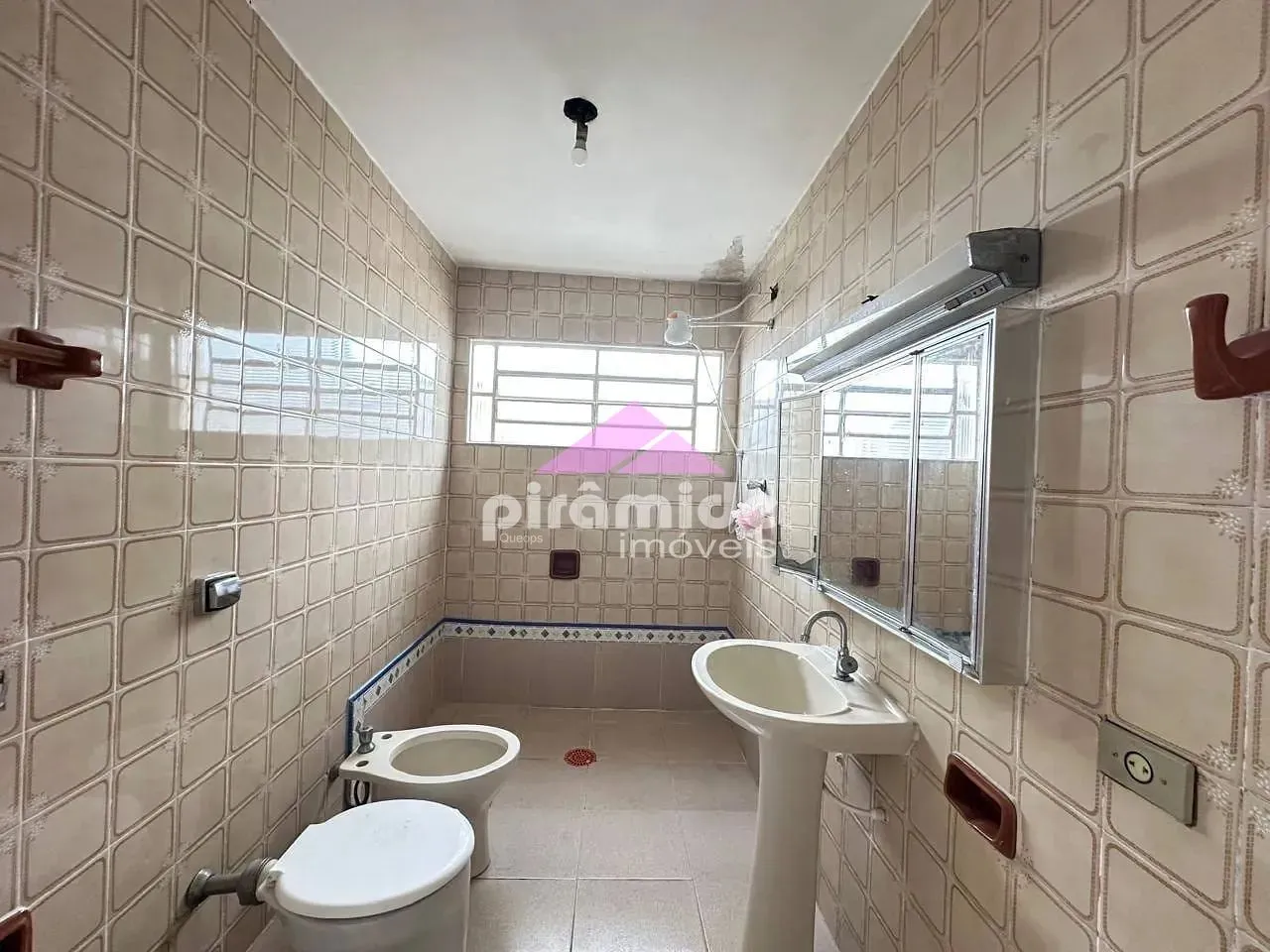 Casa, 3 quartos, 250 m² - Foto 9