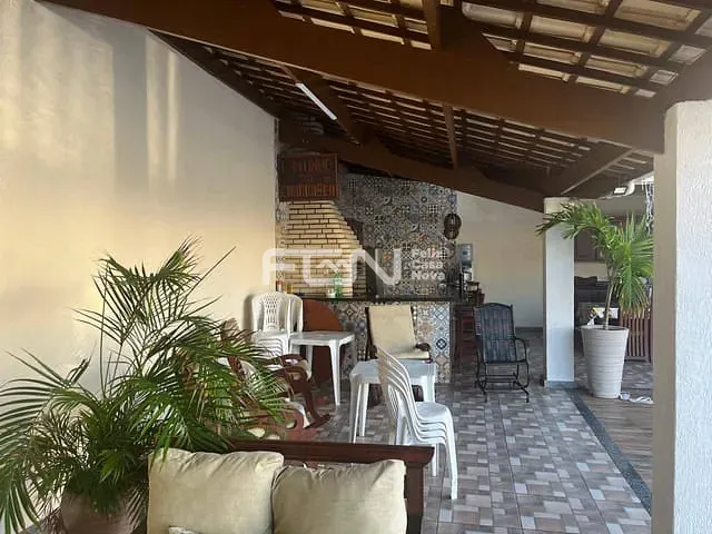 Casa 7 quartos e 4 banheiros, à venda, no bairro Arembepe (Abrantes) em Camaçari