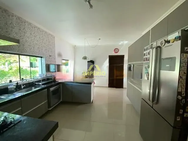 Casa com 2623m² 4 quartos e 6 banheiros, à venda, no bairro Condomínio Fechado Village Haras São Luiz II em Salto