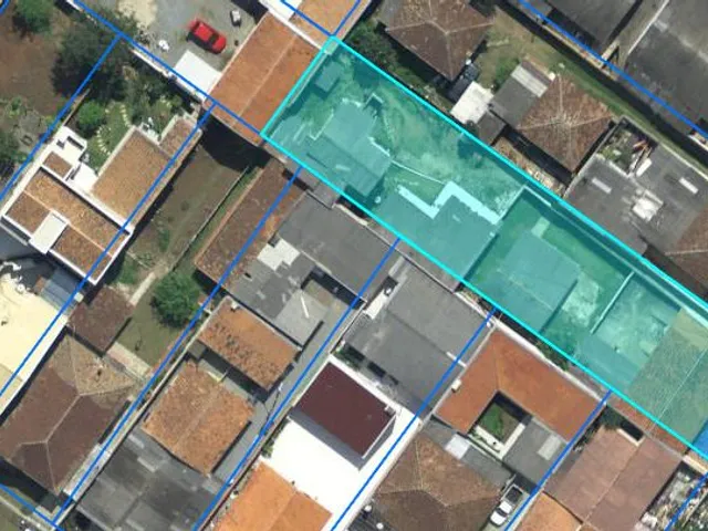 Casa com 783m², à venda, no bairro Fanny em Curitiba