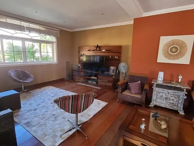 Casa com 1000m² 4 quartos e 7 banheiros, à venda, no bairro Jardim Paiquerê em Valinhos