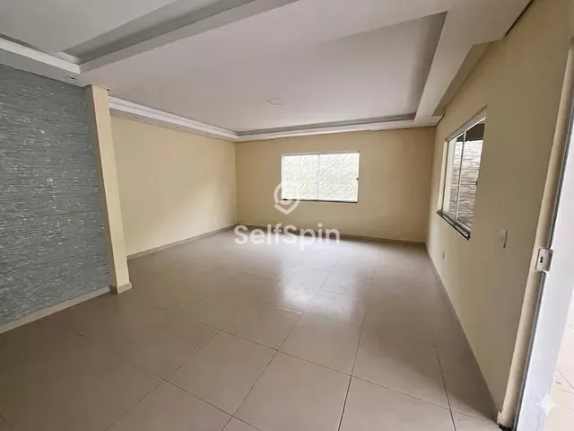 Casa com 360m² 3 quartos e 3 banheiros, para alugar, no bairro Piratininga em Niterói