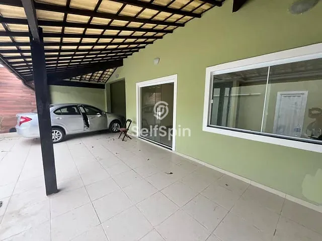 Casa com 360m² 3 quartos e 3 banheiros, para alugar, no bairro Piratininga em Niterói