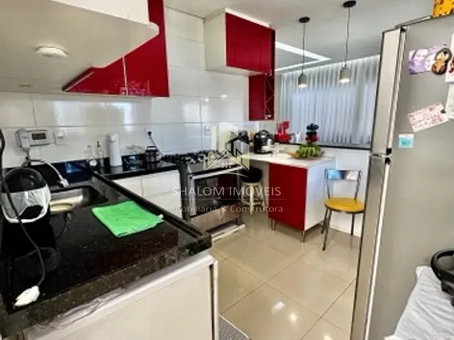 Casa com 123m² 4 quartos e 3 banheiros, à venda, no bairro Parque Xangri-Lá em Contagem