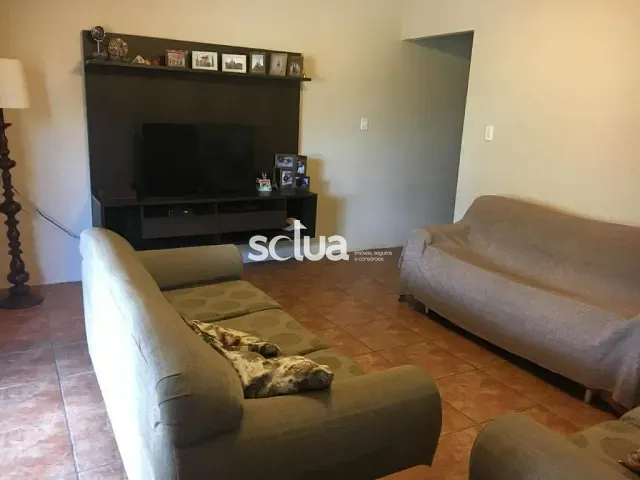 Casa com 612m² 2 quartos e 1 banheiro, à venda, no bairro Jardim Aparecida em Campinas