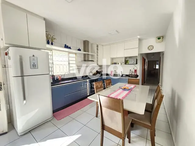 Casa 3 quartos e 2 banheiros, à venda, no bairro Jardim Maria Augusta em Taubaté