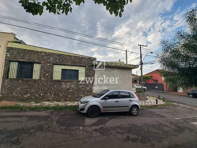 Casa com 440m² 2 quartos e 1 banheiro, à venda, no bairro Vila Souto em Bauru