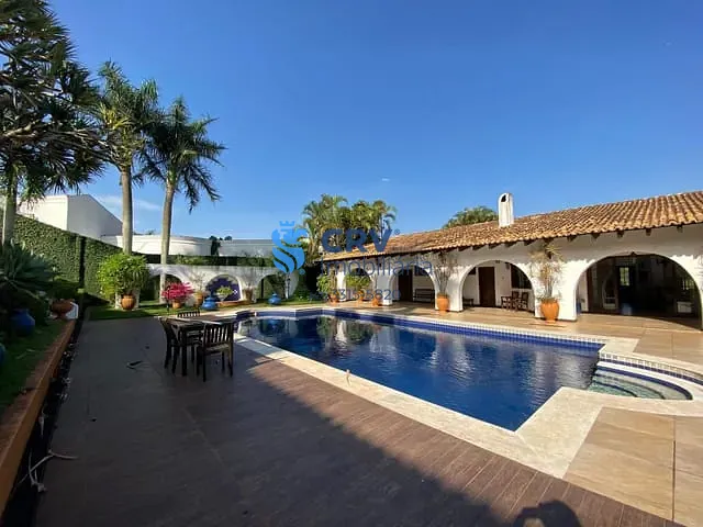 Casa com 3515m² 5 quartos e 7 banheiros, à venda, no bairro Bela Suiça em Londrina