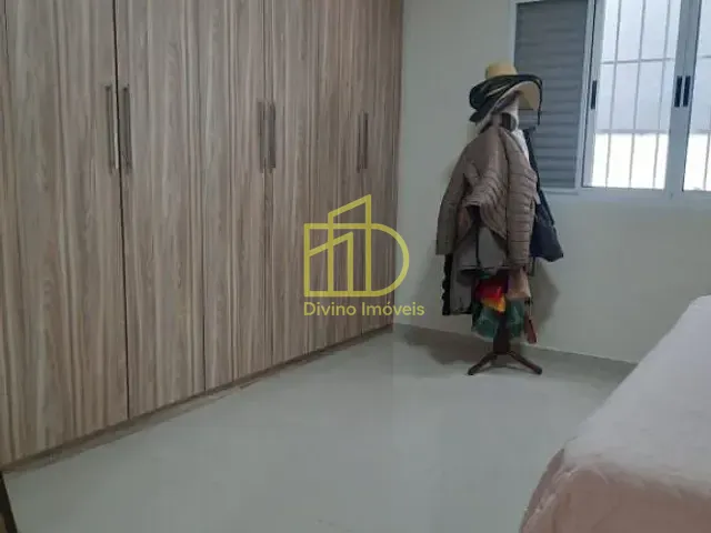 Casa com 550m² 3 quartos e 3 banheiros, à venda, no bairro Jardim Santa Rosália em Sorocaba