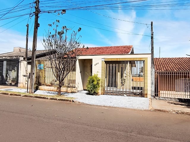 Casa com 262m² 3 quartos e 3 banheiros, à venda, no bairro Vila Salome em Cambé