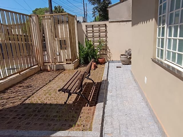 Casa com 262m² 3 quartos e 3 banheiros, à venda, no bairro Vila Salome em Cambé