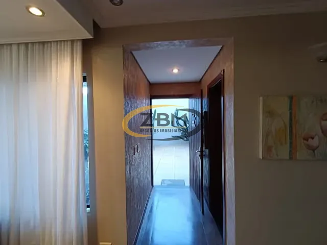 Sobrado com 500m² 3 quartos e 5 banheiros, à venda, no bairro Portal de Versalhes 2 em Londrina