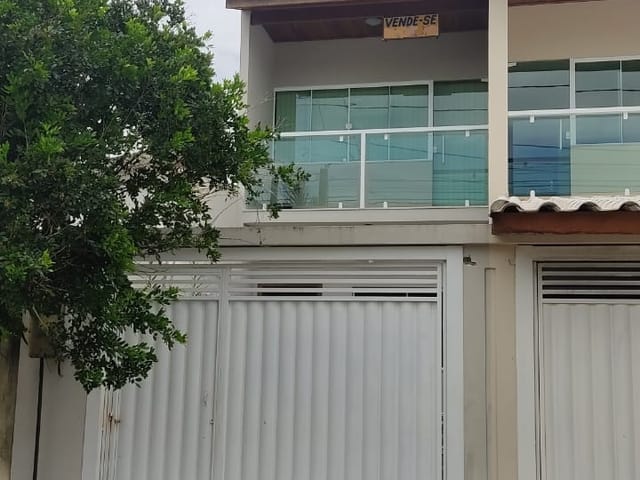 Casa 2 quartos e 1 banheiro, à venda, no bairro Parque Jóquei Club em Campos dos Goytacazes