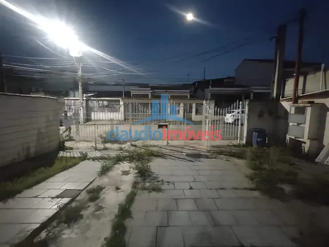 Casa com 278m², à venda, no bairro Conforto em Volta Redonda