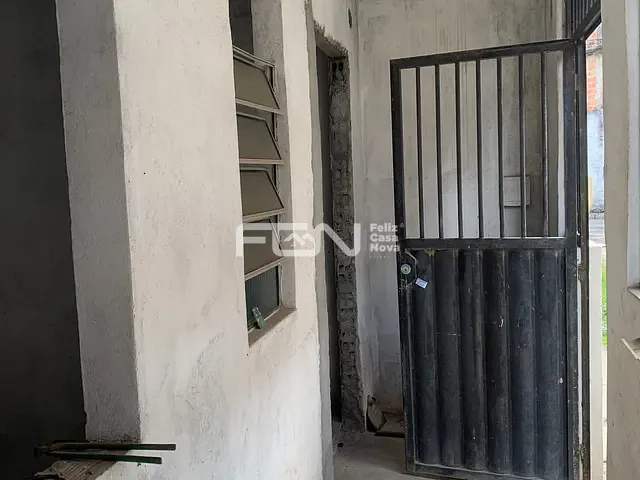 Casa 2 quartos e 2 banheiros, à venda, no bairro Jardim Brasília em Camaçari