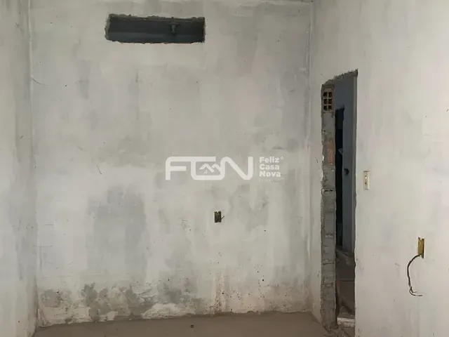 Casa 2 quartos e 2 banheiros, à venda, no bairro Jardim Brasília em Camaçari
